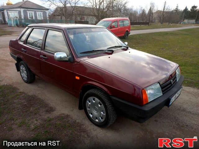 Красный ВАЗ 21099, объемом двигателя 1.6 л и пробегом 0 тыс. км за 2300 $, фото 1 на Automoto.ua