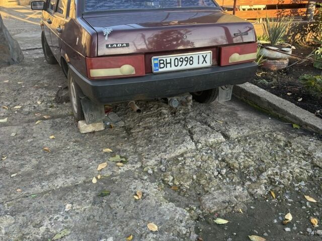Червоний ВАЗ 21099, об'ємом двигуна 1.6 л та пробігом 200 тис. км за 2000 $, фото 1 на Automoto.ua