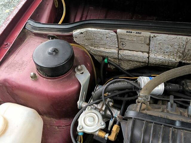 Красный ВАЗ 21099, объемом двигателя 1.6 л и пробегом 162 тыс. км за 2300 $, фото 1 на Automoto.ua