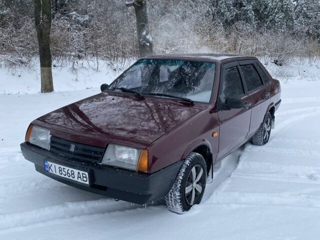 Червоний ВАЗ 21099, об'ємом двигуна 1.6 л та пробігом 225 тис. км за 1750 $, фото 1 на Automoto.ua