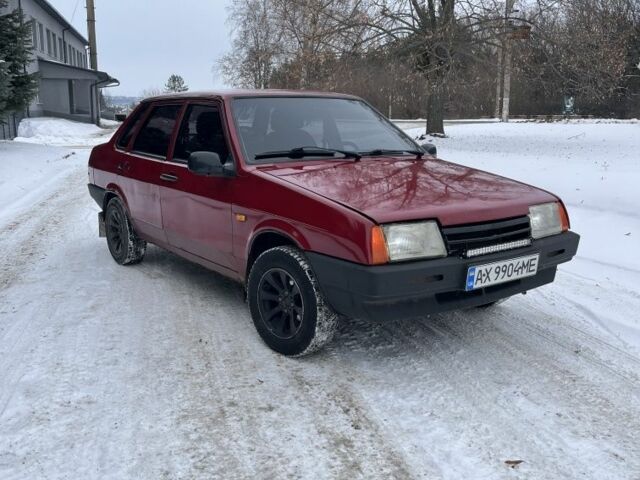 Красный ВАЗ 21099, объемом двигателя 1.6 л и пробегом 230 тыс. км за 1499 $, фото 1 на Automoto.ua
