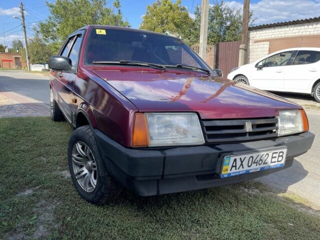 Красный ВАЗ 21099, объемом двигателя 1.6 л и пробегом 145 тыс. км за 1450 $, фото 1 на Automoto.ua