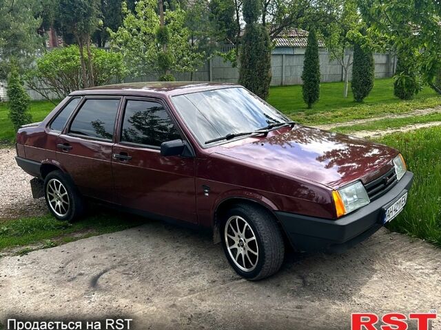 Красный ВАЗ 21099, объемом двигателя 1.6 л и пробегом 93 тыс. км за 2250 $, фото 1 на Automoto.ua