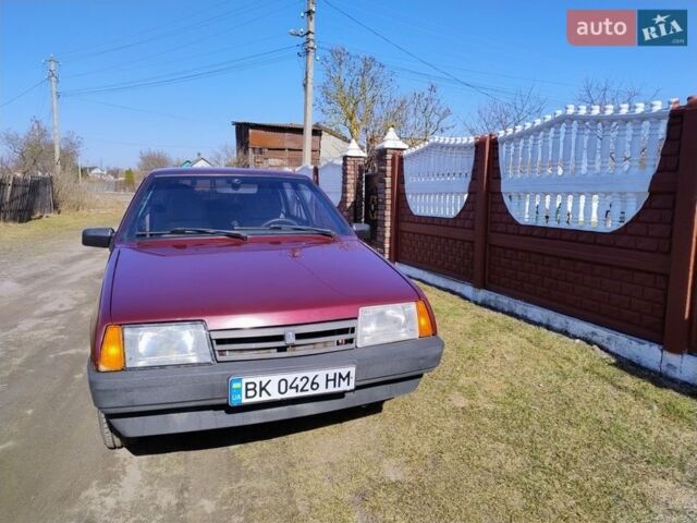 Красный ВАЗ 21099, объемом двигателя 1.6 л и пробегом 135 тыс. км за 1750 $, фото 1 на Automoto.ua