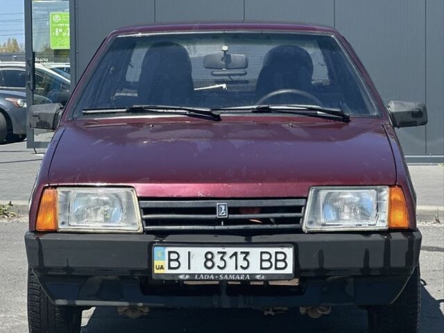 Красный ВАЗ 21099, объемом двигателя 1.6 л и пробегом 300 тыс. км за 1750 $, фото 1 на Automoto.ua
