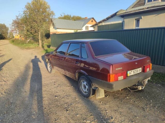 Красный ВАЗ 21099, объемом двигателя 1.5 л и пробегом 100 тыс. км за 1900 $, фото 1 на Automoto.ua