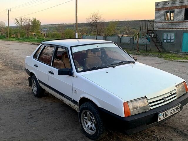 ВАЗ 21099, об'ємом двигуна 1.5 л та пробігом 330 тис. км за 780 $, фото 1 на Automoto.ua