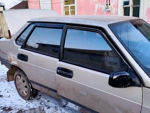 ВАЗ 21099, объемом двигателя 1.5 л и пробегом 290 тыс. км за 340 $, фото 1 на Automoto.ua