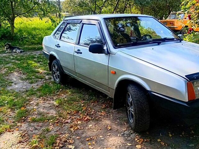 ВАЗ 21099, объемом двигателя 1.5 л и пробегом 200 тыс. км за 1300 $, фото 1 на Automoto.ua