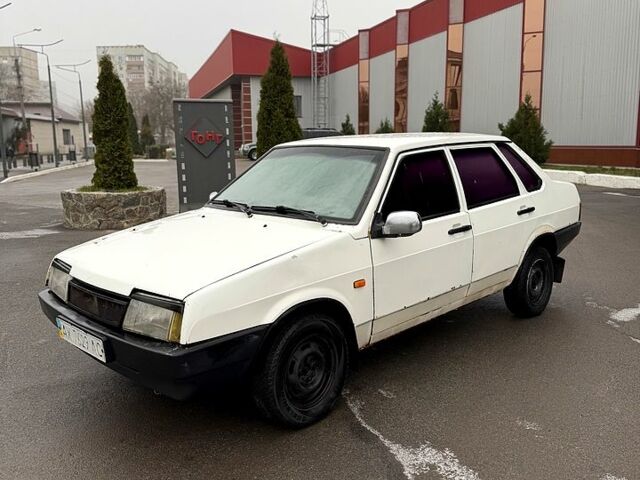 ВАЗ 21099, об'ємом двигуна 1.5 л та пробігом 0 тис. км за 700 $, фото 1 на Automoto.ua
