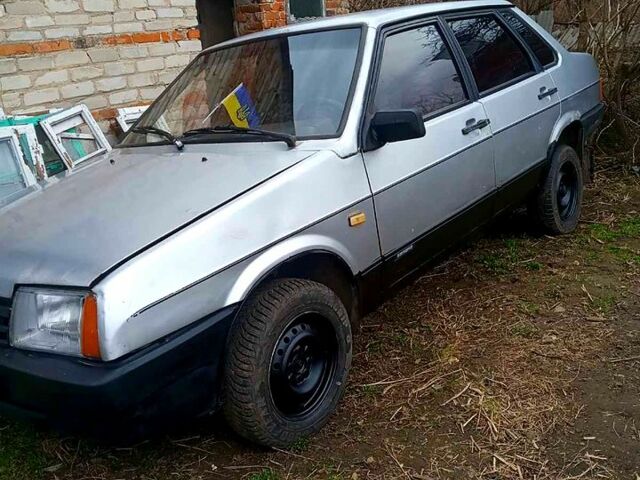 ВАЗ 21099, объемом двигателя 1.5 л и пробегом 157 тыс. км за 1200 $, фото 1 на Automoto.ua