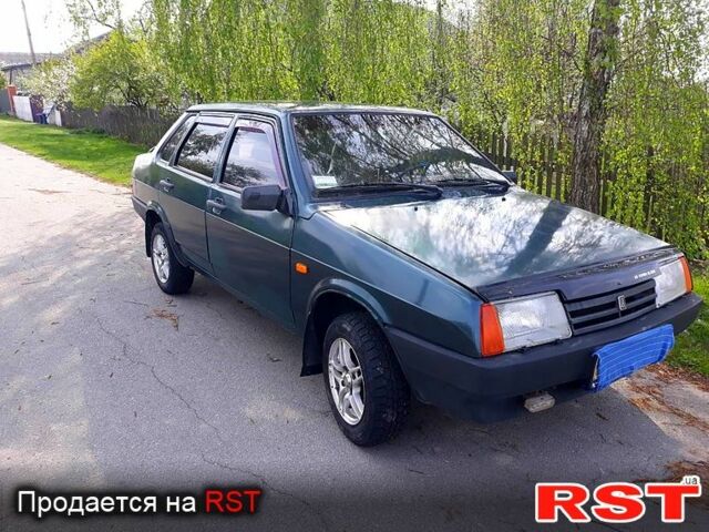 ВАЗ 21099, объемом двигателя 1.5 л и пробегом 300 тыс. км за 3000 $, фото 1 на Automoto.ua