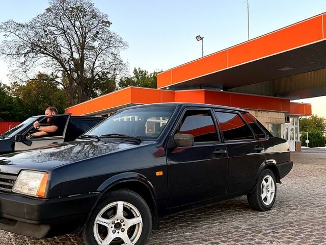 ВАЗ 21099, объемом двигателя 1.5 л и пробегом 300 тыс. км за 1350 $, фото 1 на Automoto.ua