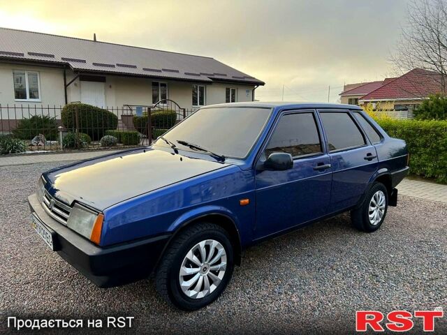 ВАЗ 21099, об'ємом двигуна 15 л та пробігом 300 тис. км за 1900 $, фото 1 на Automoto.ua