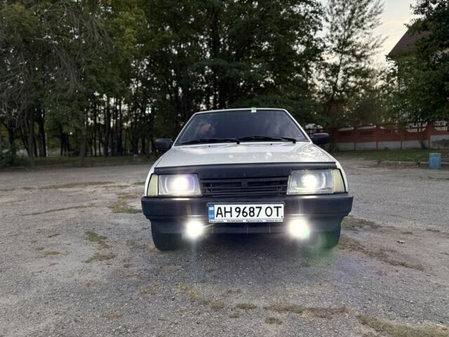 ВАЗ 21099, объемом двигателя 1.5 л и пробегом 182 тыс. км за 1999 $, фото 1 на Automoto.ua