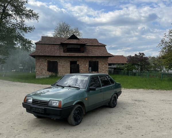 ВАЗ 21099, объемом двигателя 1.6 л и пробегом 230 тыс. км за 1350 $, фото 1 на Automoto.ua