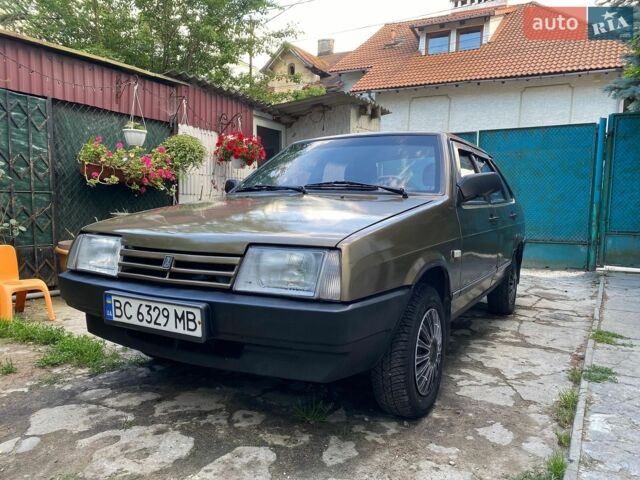 Жовтий ВАЗ 21099, об'ємом двигуна 1.6 л та пробігом 203 тис. км за 1300 $, фото 1 на Automoto.ua
