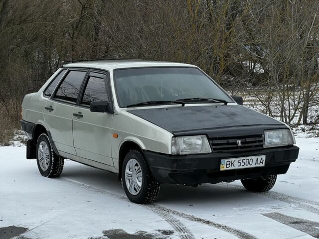 Жовтий ВАЗ 21099, об'ємом двигуна 1.5 л та пробігом 390 тис. км за 1200 $, фото 1 на Automoto.ua