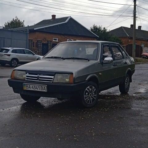 Серый ВАЗ 21099, объемом двигателя 1.3 л и пробегом 635 тыс. км за 750 $, фото 1 на Automoto.ua