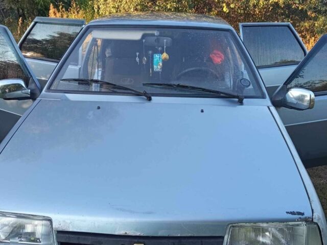 Серый ВАЗ 21099, объемом двигателя 1.5 л и пробегом 250 тыс. км за 1000 $, фото 1 на Automoto.ua