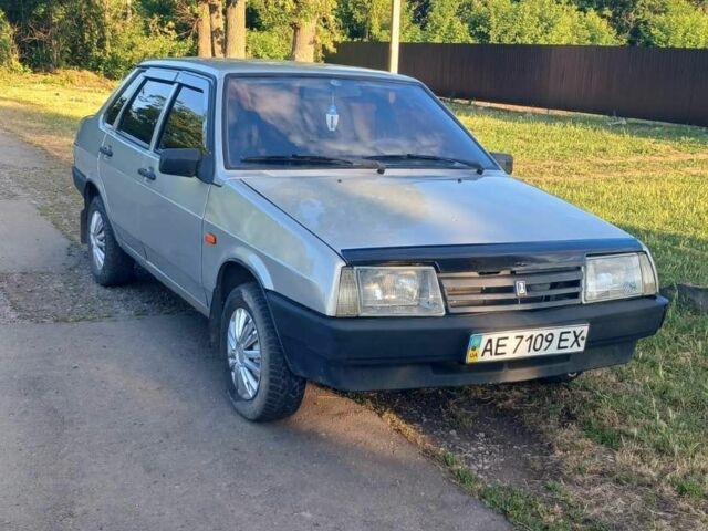 Сірий ВАЗ 21099, об'ємом двигуна 1.6 л та пробігом 200 тис. км за 1474 $, фото 1 на Automoto.ua