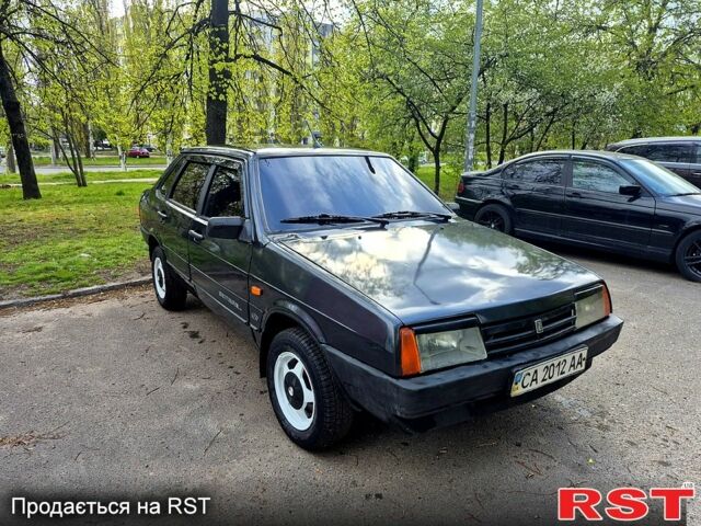 Серый ВАЗ 21099, объемом двигателя 1.5 л и пробегом 220 тыс. км за 1100 $, фото 1 на Automoto.ua