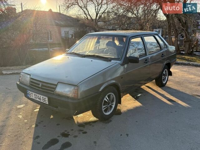 Серый ВАЗ 21099, объемом двигателя 1.5 л и пробегом 150 тыс. км за 750 $, фото 1 на Automoto.ua