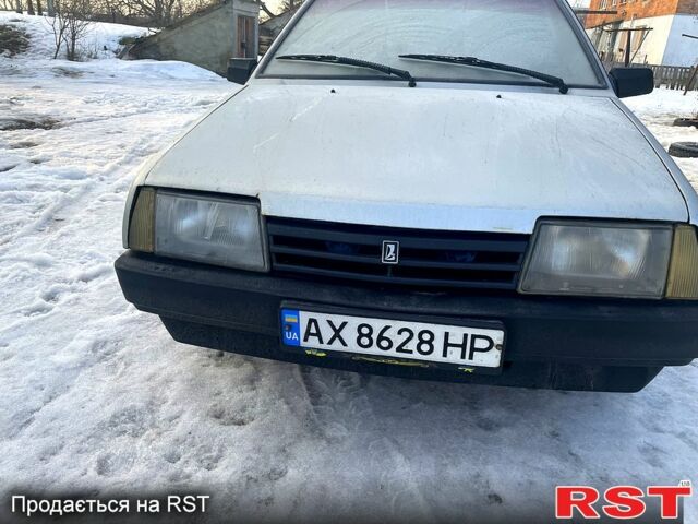 Серый ВАЗ 21099, объемом двигателя 1.5 л и пробегом 300 тыс. км за 1300 $, фото 1 на Automoto.ua