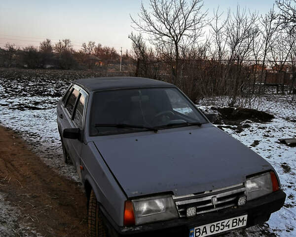 Серый ВАЗ 21099, объемом двигателя 1.6 л и пробегом 132 тыс. км за 900 $, фото 1 на Automoto.ua