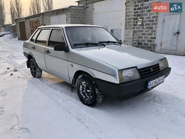 Серый ВАЗ 21099, объемом двигателя 1.5 л и пробегом 270 тыс. км за 1200 $, фото 1 на Automoto.ua