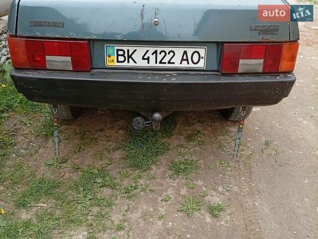 Серый ВАЗ 21099, объемом двигателя 1.5 л и пробегом 350 тыс. км за 250 $, фото 1 на Automoto.ua