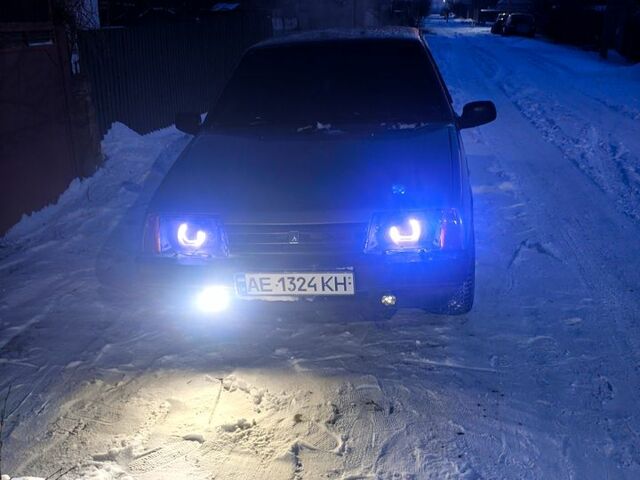 Сірий ВАЗ 21099, об'ємом двигуна 1.5 л та пробігом 185 тис. км за 1650 $, фото 1 на Automoto.ua