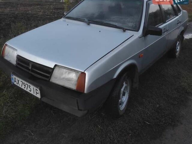 Серый ВАЗ 21099, объемом двигателя 1.5 л и пробегом 281 тыс. км за 1600 $, фото 1 на Automoto.ua