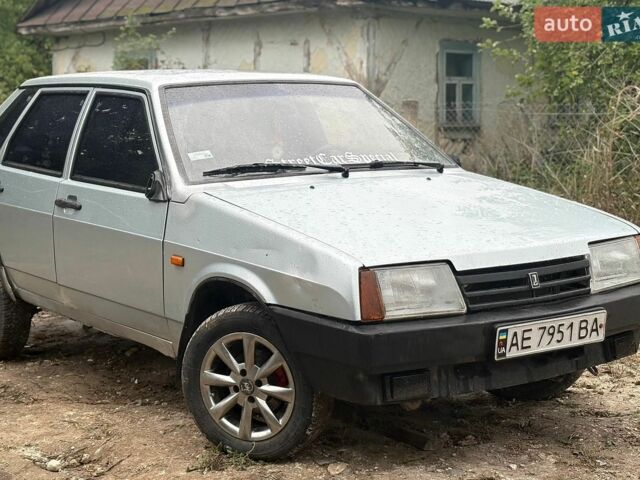 Серый ВАЗ 21099, объемом двигателя 1.5 л и пробегом 316 тыс. км за 395 $, фото 1 на Automoto.ua