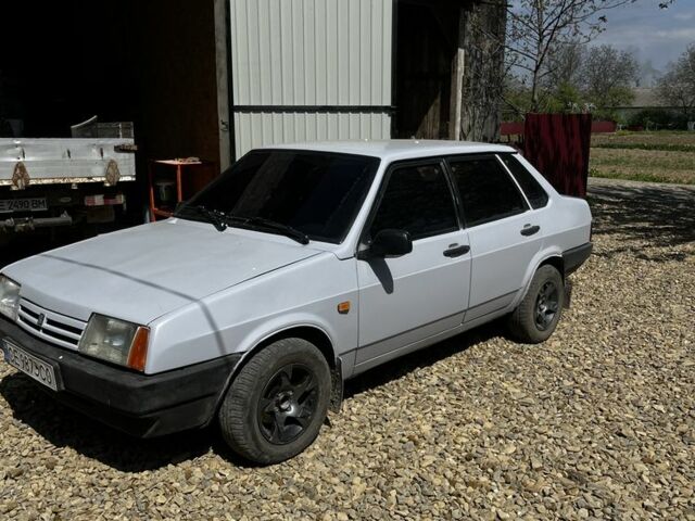 Серый ВАЗ 21099, объемом двигателя 1.5 л и пробегом 270 тыс. км за 1250 $, фото 1 на Automoto.ua