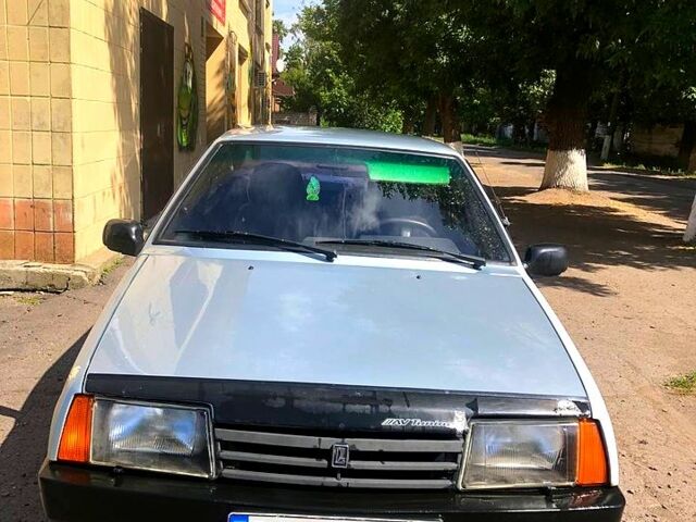 Серый ВАЗ 21099, объемом двигателя 1.5 л и пробегом 280 тыс. км за 1150 $, фото 1 на Automoto.ua