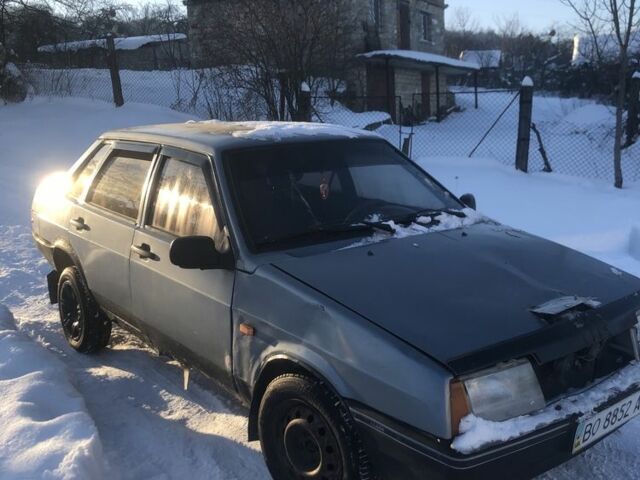 Серый ВАЗ 21099, объемом двигателя 1.5 л и пробегом 200 тыс. км за 550 $, фото 1 на Automoto.ua