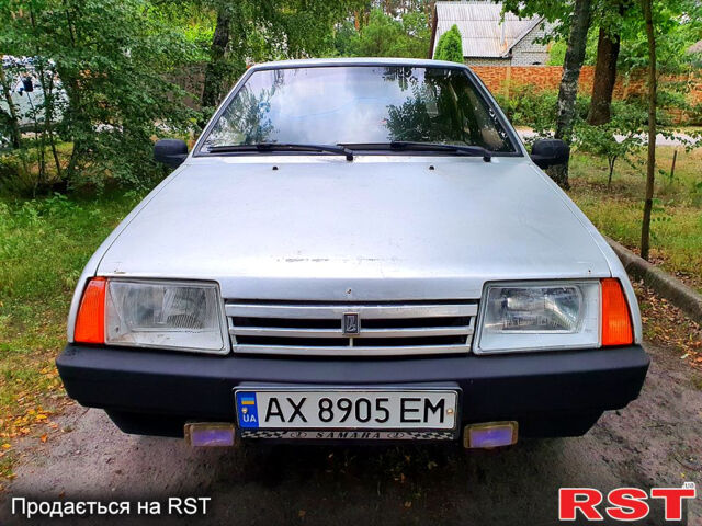 Серый ВАЗ 21099, объемом двигателя 1.5 л и пробегом 350 тыс. км за 970 $, фото 1 на Automoto.ua