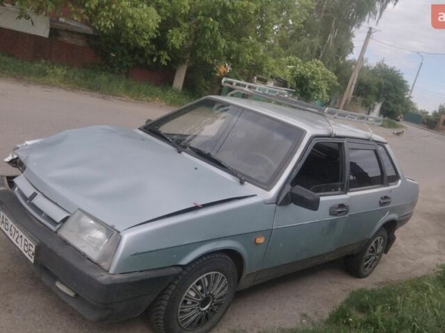 Серый ВАЗ 21099, объемом двигателя 1.5 л и пробегом 300 тыс. км за 601 $, фото 1 на Automoto.ua