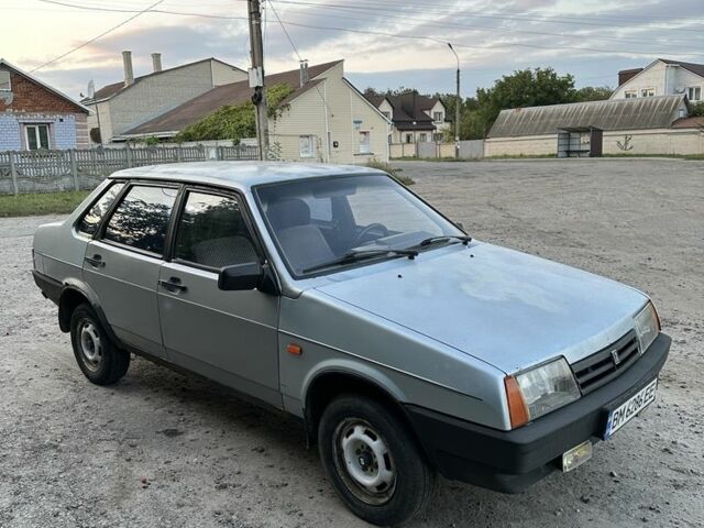 Серый ВАЗ 21099, объемом двигателя 1.5 л и пробегом 406 тыс. км за 950 $, фото 1 на Automoto.ua