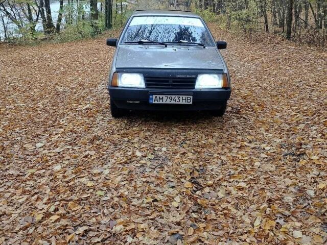 Серый ВАЗ 21099, объемом двигателя 1.5 л и пробегом 200 тыс. км за 1600 $, фото 1 на Automoto.ua