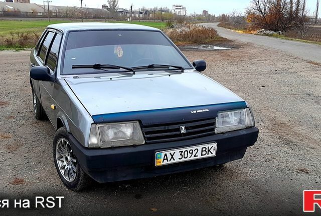 Серый ВАЗ 21099, объемом двигателя 1.5 л и пробегом 284 тыс. км за 1500 $, фото 1 на Automoto.ua