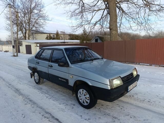 Сірий ВАЗ 21099, об'ємом двигуна 1.5 л та пробігом 286 тис. км за 1100 $, фото 1 на Automoto.ua