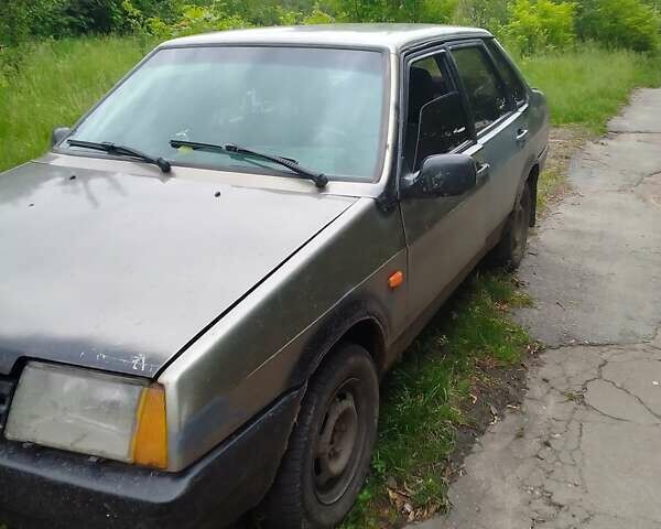 Сірий ВАЗ 21099, об'ємом двигуна 1.6 л та пробігом 180 тис. км за 835 $, фото 1 на Automoto.ua