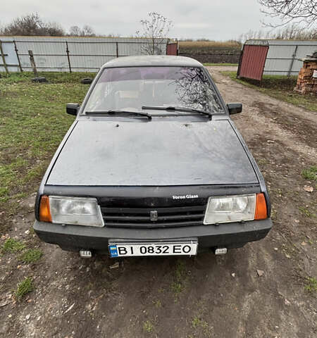 Серый ВАЗ 21099, объемом двигателя 1.6 л и пробегом 300 тыс. км за 1000 $, фото 1 на Automoto.ua