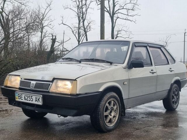 Сірий ВАЗ 21099, об'ємом двигуна 1.5 л та пробігом 199 тис. км за 1300 $, фото 1 на Automoto.ua