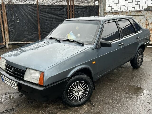 Серый ВАЗ 21099, объемом двигателя 1.5 л и пробегом 277 тыс. км за 1600 $, фото 1 на Automoto.ua