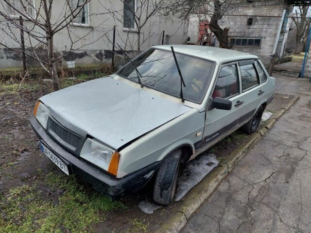 Серый ВАЗ 21099, объемом двигателя 1.5 л и пробегом 85 тыс. км за 846 $, фото 1 на Automoto.ua