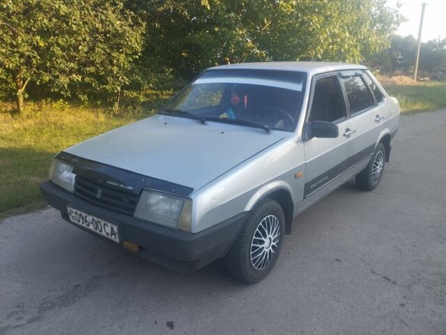 Серый ВАЗ 21099, объемом двигателя 1.5 л и пробегом 1 тыс. км за 1000 $, фото 1 на Automoto.ua