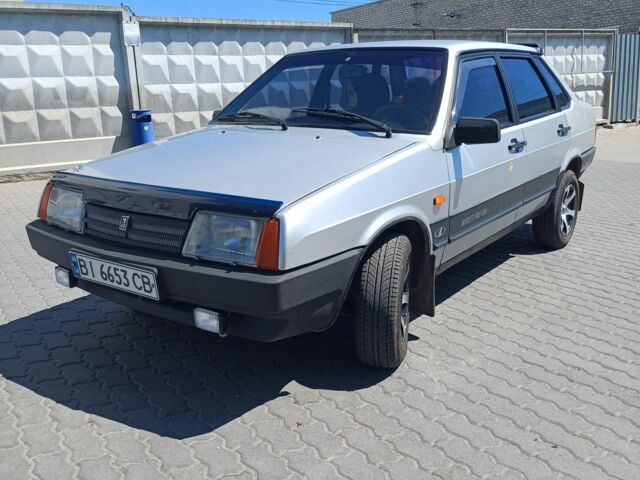 Серый ВАЗ 21099, объемом двигателя 0 л и пробегом 185 тыс. км за 2300 $, фото 1 на Automoto.ua